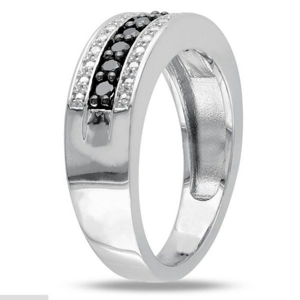 Ring - Picture 4 of 4